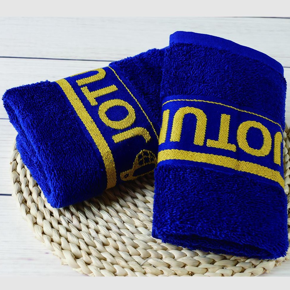 serviette cadeau 8